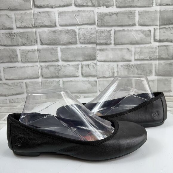 Born Julianne Ballet Flats Black Leather Women's Size 9/9.5 Casual Slip On Shoes - Picture 1 of 13